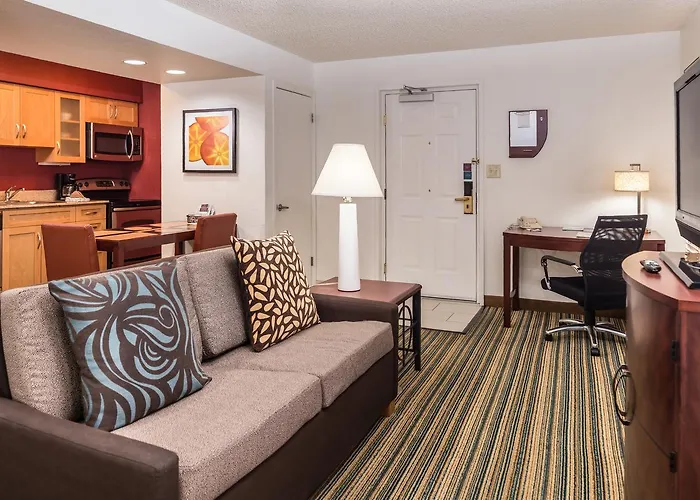 Residence Inn Phoenix Hotel